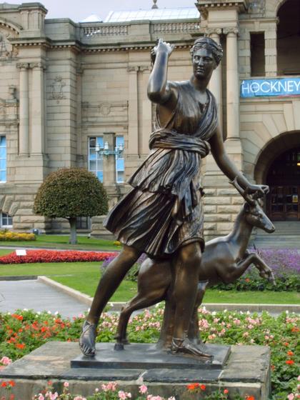Statue and Gardens Cartwright Hall